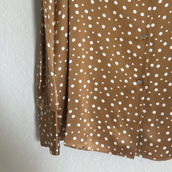 NWT Vince Tossed Dot Button-front Silk Blouse In Brown - Picture 6 of 14